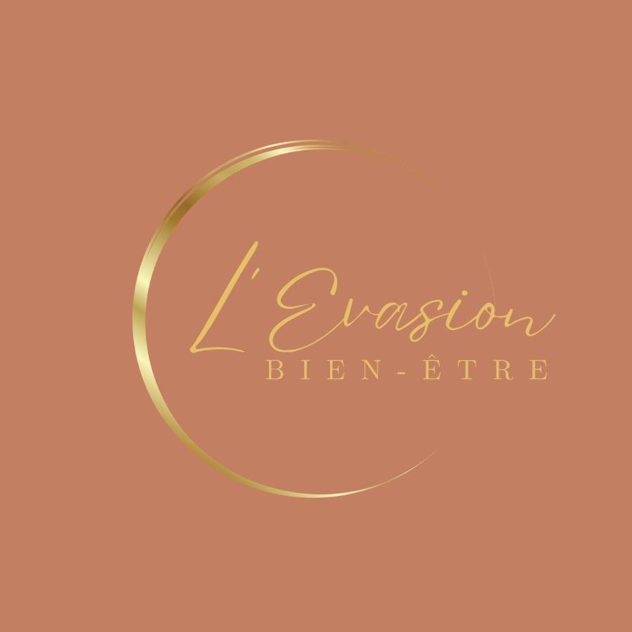 L'Evasion - Sauna Jacuzzi Cinema 图尔 外观 照片